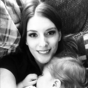 Meet your Posher, Kayla